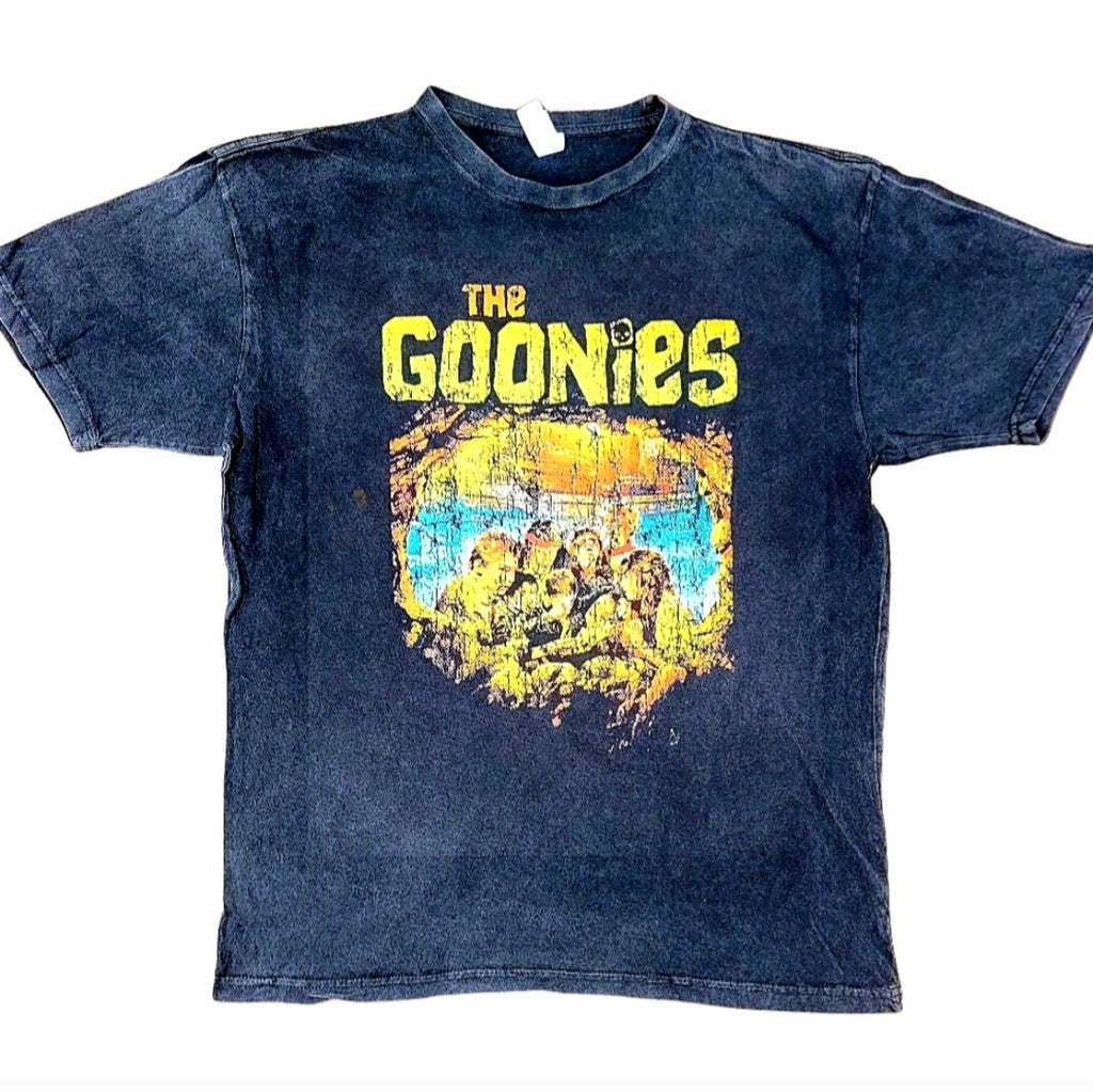 Basic T-Shirt